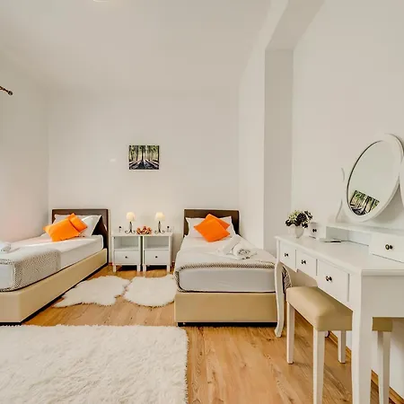 Holiday home Happy -