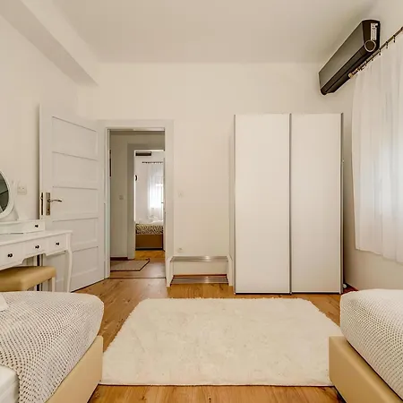 Happy - 스플리트